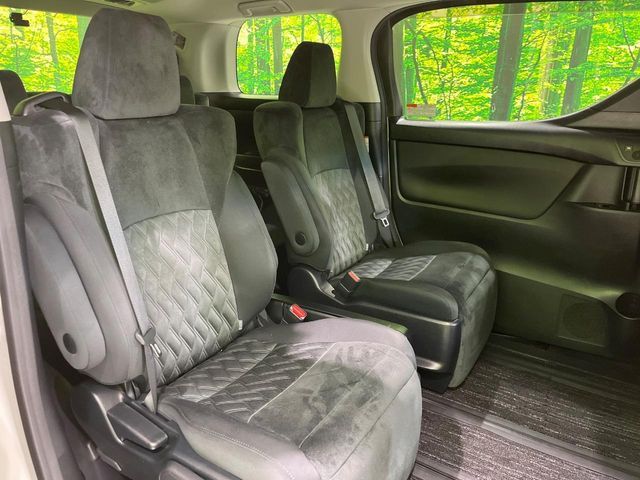 TOYOTA ALPHARD 4WD 2018 Image 31