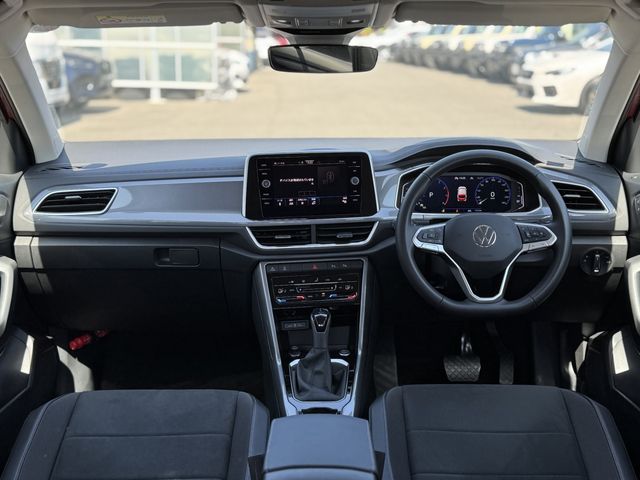 VOLKSWAGEN T-ROC 2024 Image 31