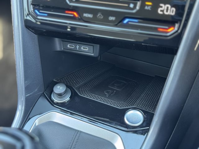 VOLKSWAGEN T-ROC 2024 Image 31