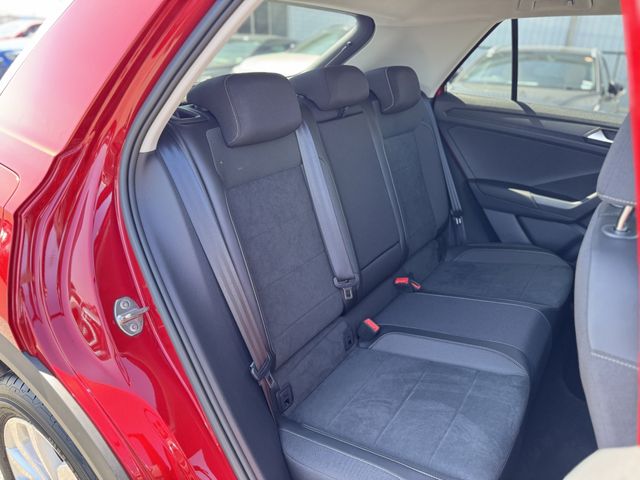 VOLKSWAGEN T-ROC 2024 Image 31