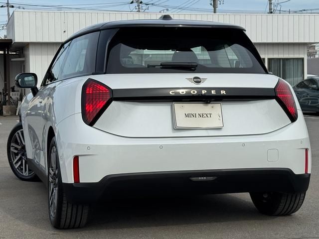 BMW MINI COOPER 2025 Image 31