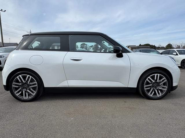 BMW MINI COOPER 2025 Image 31