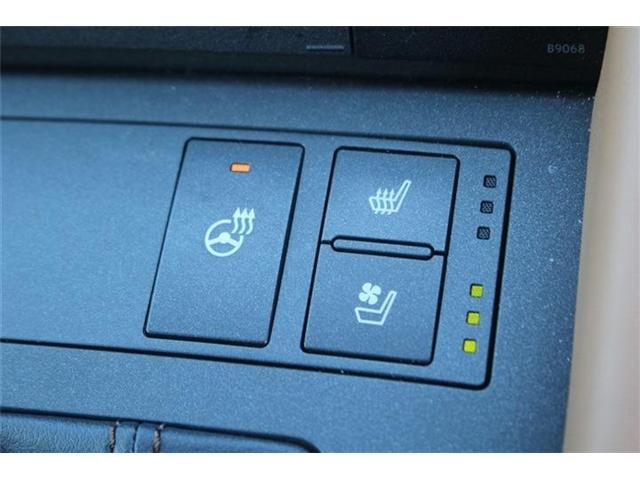 TOYOTA LEXUS RC200T 2015 Image 31