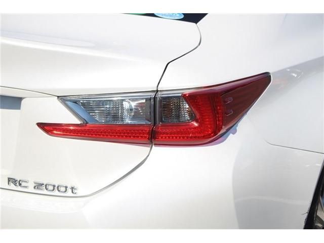 TOYOTA LEXUS RC200T 2015 Image 31