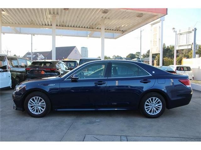 TOYOTA CROWN SEDAN HYBRID 2017 Image 31