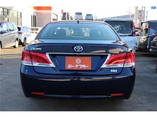 TOYOTA CROWN SEDAN HYBRID 2017 Image 31