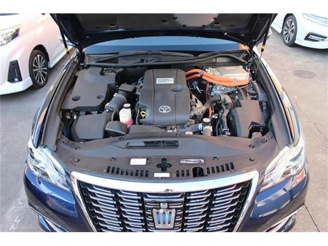TOYOTA CROWN SEDAN HYBRID 2017 Image 31