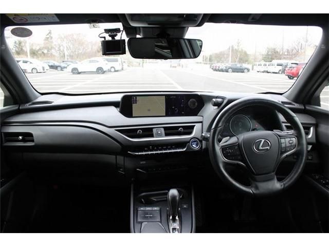 TOYOTA LEXUS UX300E 2023 Image 31