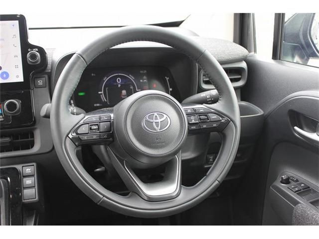 TOYOTA SIENTA HYBRID 2025 Image 31