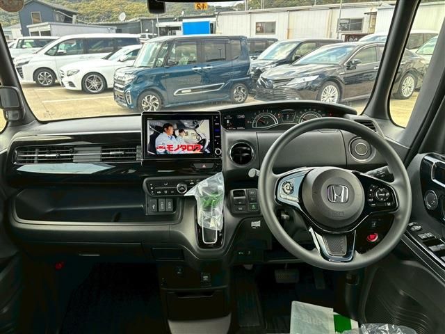 HONDA N BOX CUSTOM 2022 Image 31