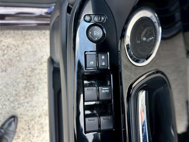 HONDA N BOX CUSTOM 2022 Image 31