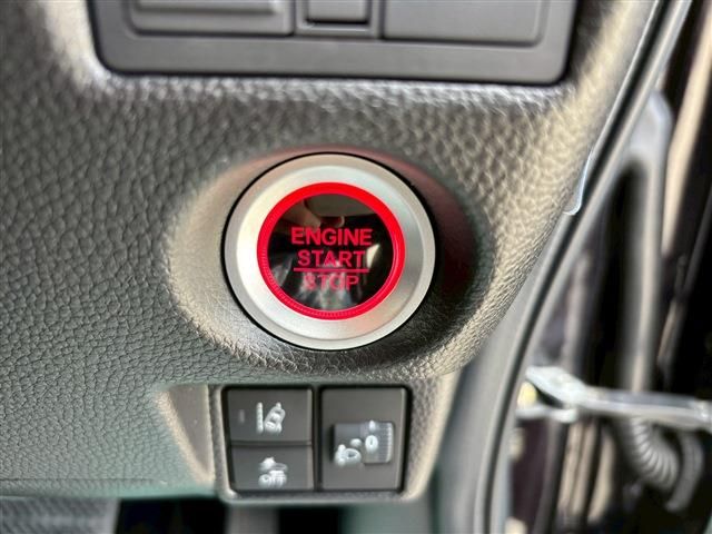 HONDA N BOX CUSTOM 2022 Image 31