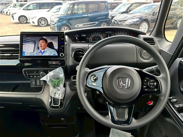 HONDA N BOX CUSTOM 2022 Image 31