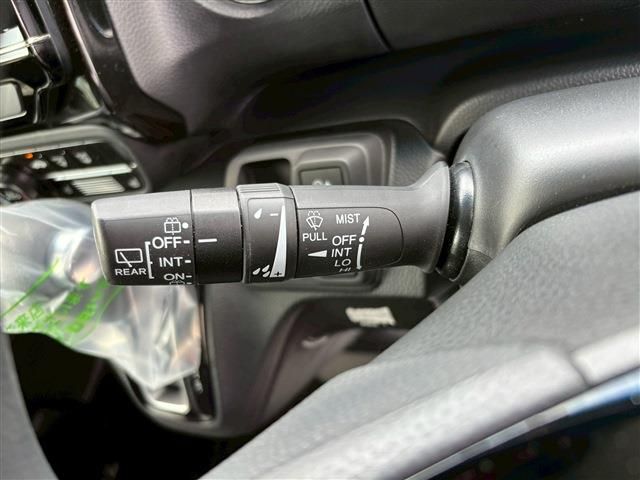 HONDA N BOX CUSTOM 2022 Image 31