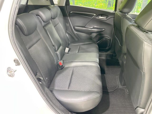 HONDA FIT HYBRID 2015 Image 31