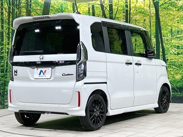 HONDA N BOX CUSTOM 2023 Image 31