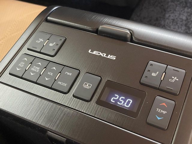 TOYOTA LEXUS ES300H 2022 Image 31