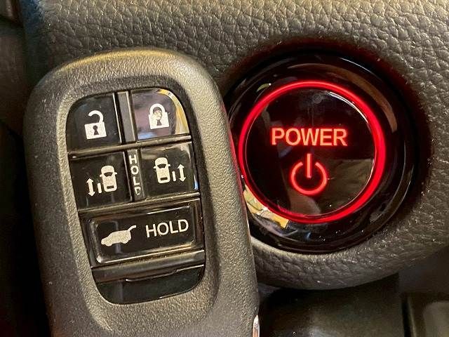 HONDA STEPWAGON E:HEV SPAD 2022 Image 31