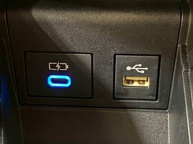 TOYOTA NOAH 2022 Image 31