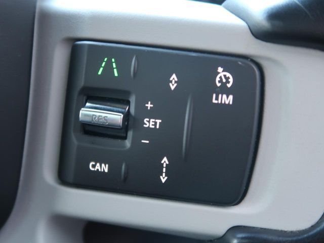 ROVER DEFENDER 2022 Image 31