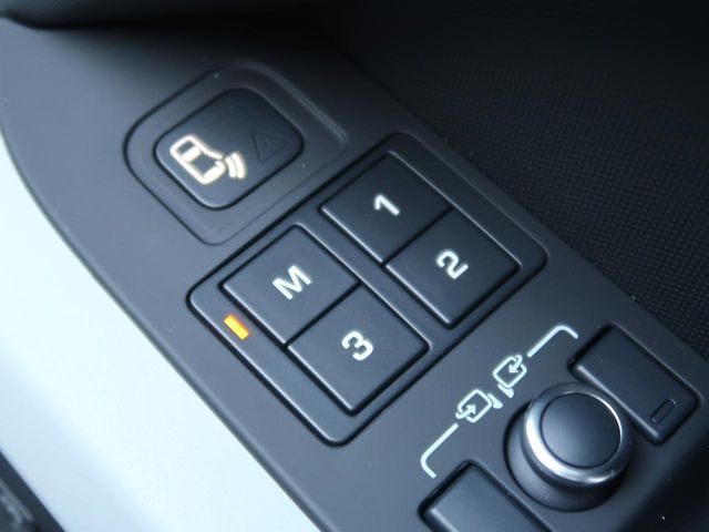 ROVER DEFENDER 2022 Image 31