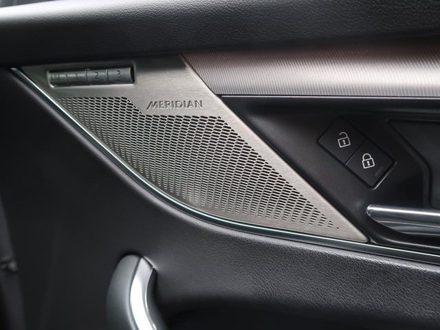 JAGUAR F-PACE 2024 Image 31