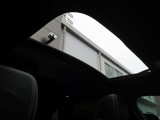 JAGUAR F-PACE 2024 Image 31