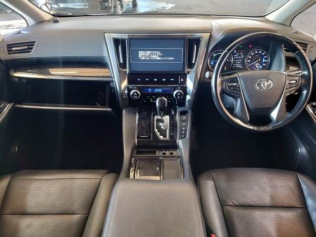 TOYOTA VELLFIRE  HYBRID 4WD 2018 Image 31