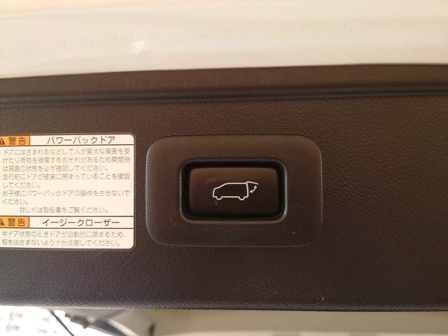 TOYOTA VELLFIRE  HYBRID 4WD 2018 Image 31