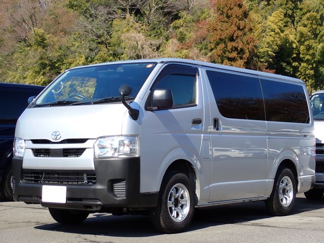 TOYOTA HIACE VAN 4WD 2021 Image 31