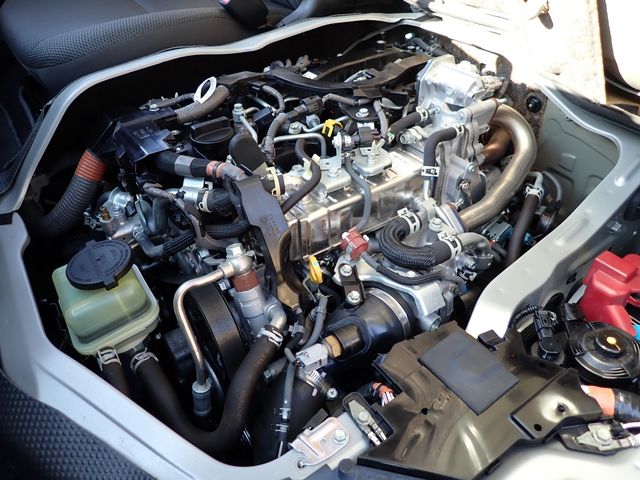 TOYOTA HIACE VAN 4WD 2021 Image 31