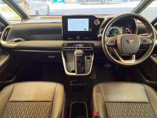 TOYOTA NOAH 2023 Image 31