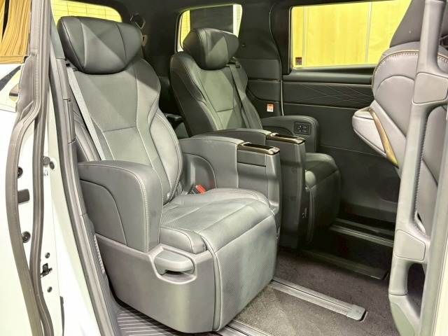 TOYOTA ALPHARD 2024 Image 31