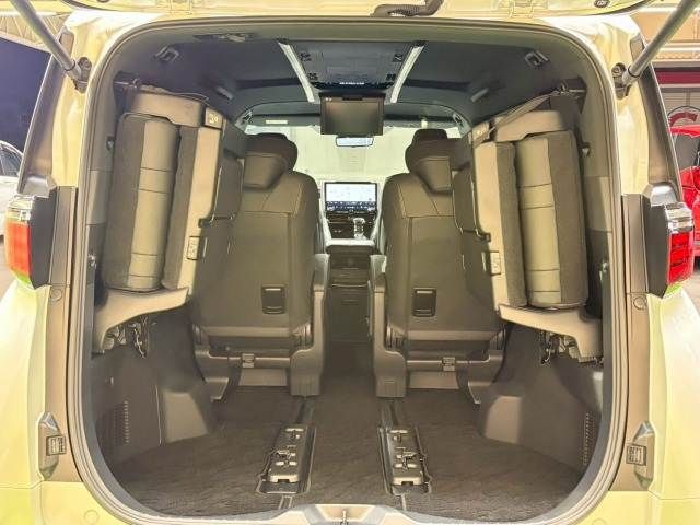 TOYOTA ALPHARD 2024 Image 31