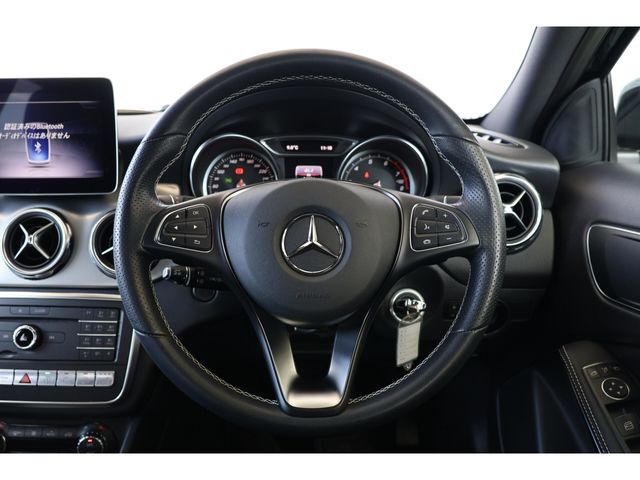 MERCEDES BENZ GLA CL 2019 Image 31