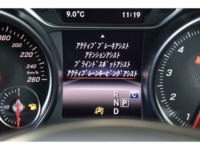 MERCEDES BENZ GLA CL 2019 Image 31