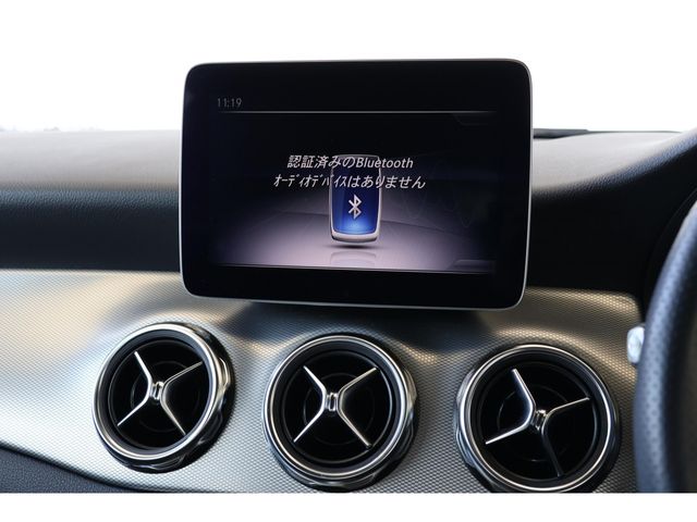 MERCEDES BENZ GLA CL 2019 Image 31