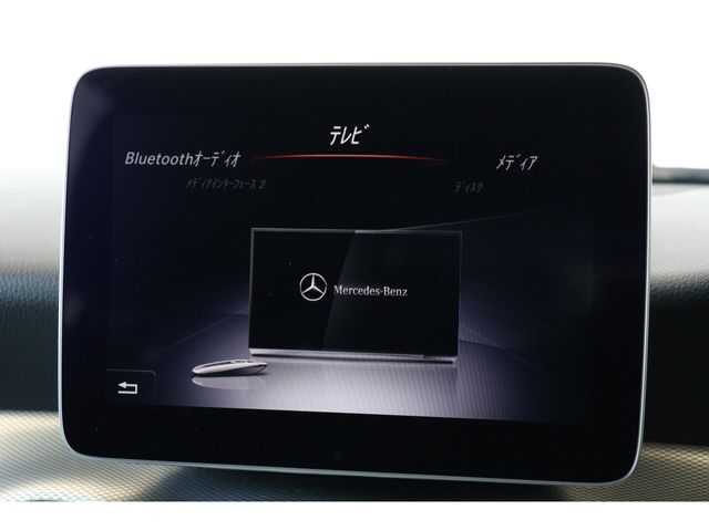 MERCEDES BENZ GLA CL 2019 Image 31