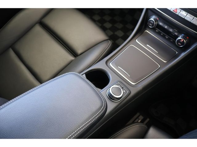 MERCEDES BENZ GLA CL 2019 Image 31