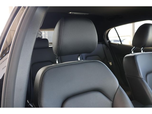 MERCEDES BENZ GLA CL 2019 Image 31