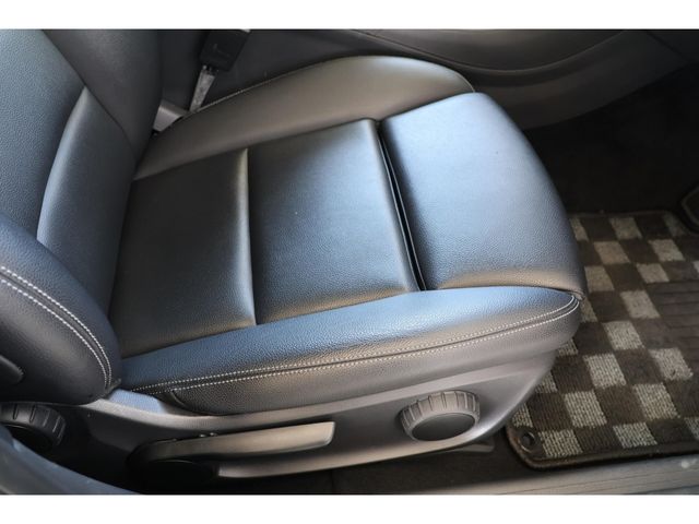 MERCEDES BENZ GLA CL 2019 Image 31