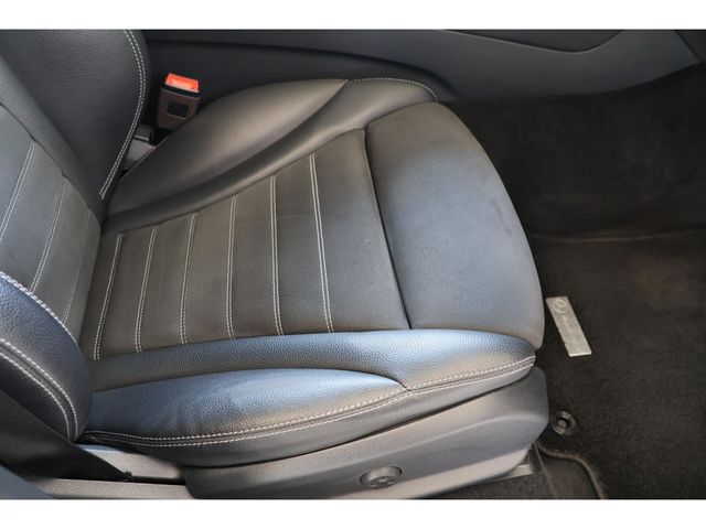 MERCEDES BENZ GLC CL 2020 Image 31