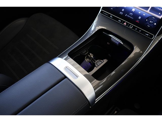 MERCEDES BENZ C CLAS 2023 Image 31