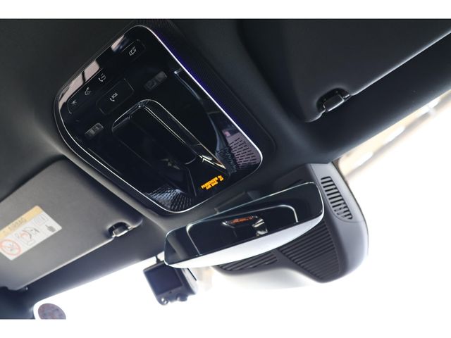 MERCEDES BENZ C CLAS 2023 Image 31