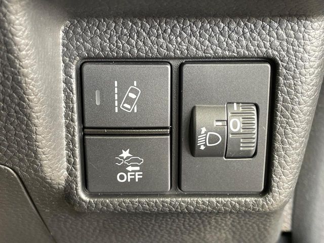 HONDA N BOX CUSTOM 2021 Image 31