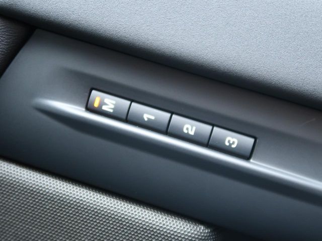 ROVER RANGE  EV 2025 Image 31