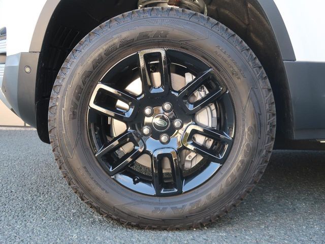 ROVER DEFENDER 2025 Image 31