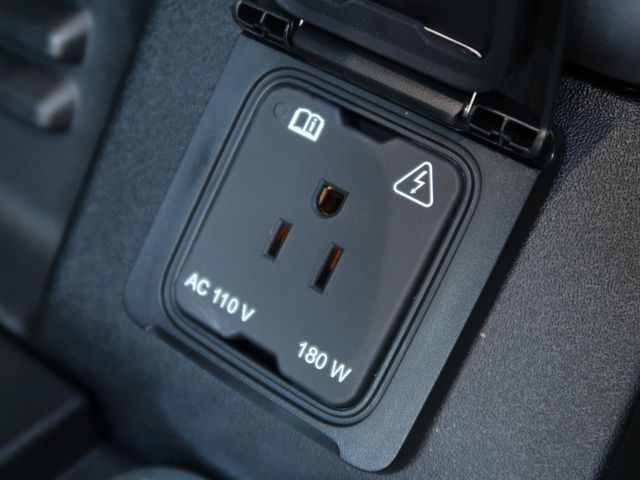 ROVER DEFENDER 2025 Image 31