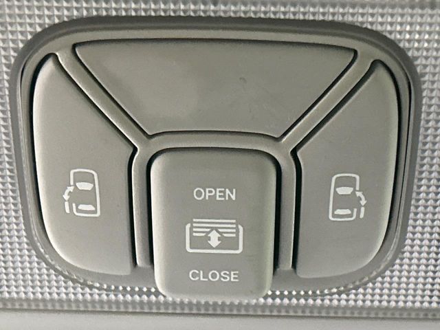 TOYOTA ESTIMA  4WD 2010 Image 31