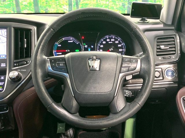 TOYOTA CROWN SEDAN HYBRID 2015 Image 31